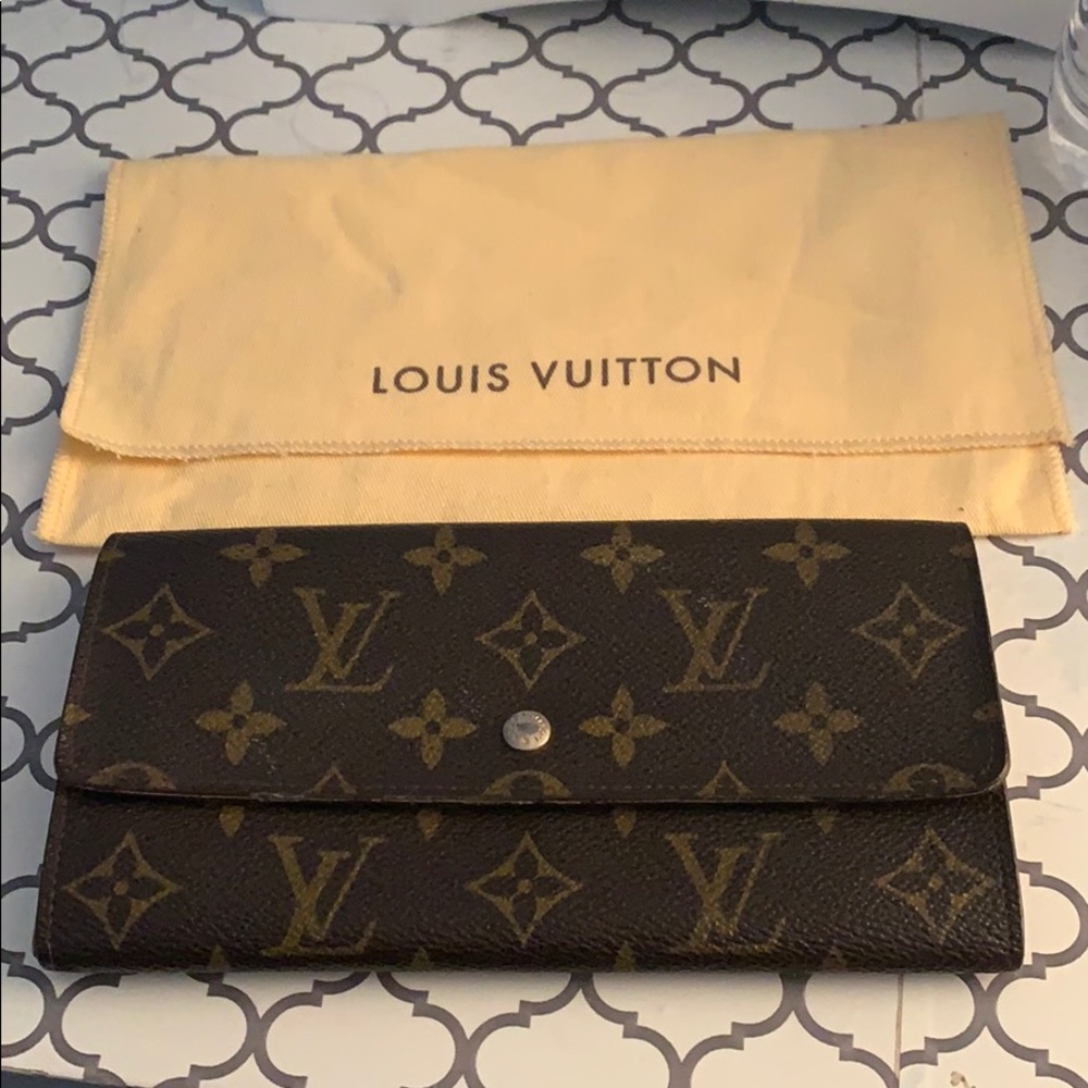Authentic Louis Vuitton wallet